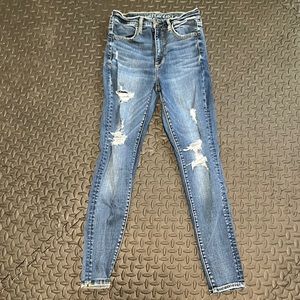 American eagle distressed jeans- gently worn